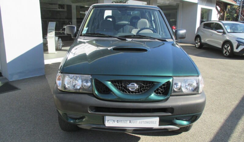 NISSAN Terrano 2.7Di 125cv complet