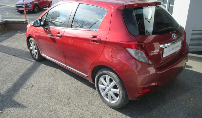 TOYOTA Yaris 1.3l VVTi 100cv CVT Design