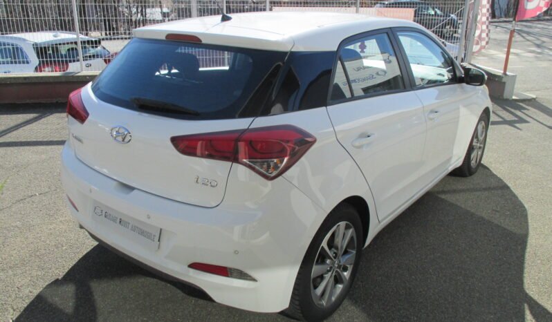 HYUNDAI i20 1.2l 84cv Intuitive Plus complet