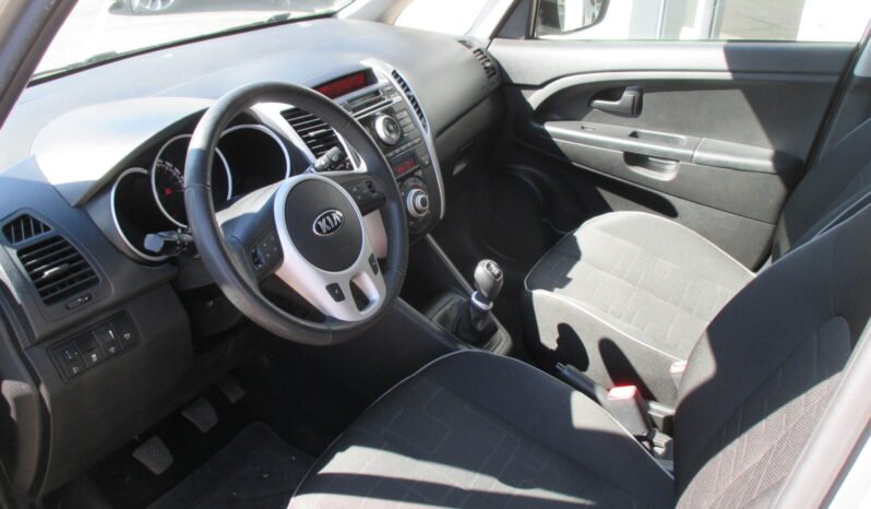 KIA Venga 1.6l CRDi 115cv Active complet