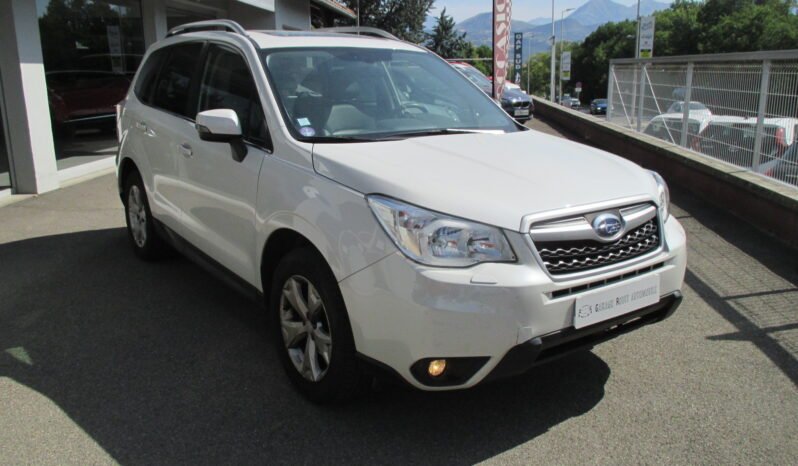 SUBARU Forester 2.0i 150cv Lineartronic Luxury AWD complet