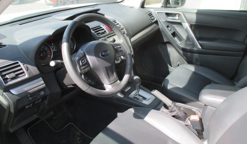 SUBARU Forester 2.0i 150cv Lineartronic Luxury AWD complet