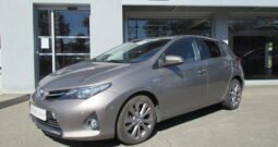 TOYOTA Auris HSD 136h Dynamic