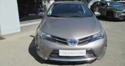 TOYOTA Auris HSD 136h Dynamic