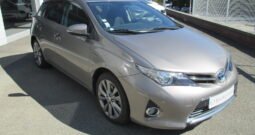 TOYOTA Auris HSD 136h Dynamic