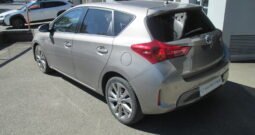 TOYOTA Auris HSD 136h Dynamic