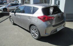 TOYOTA Auris HSD 136h Dynamic