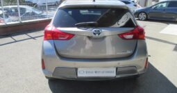 TOYOTA Auris HSD 136h Dynamic