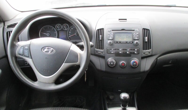 HYUNDAI i30 1.6 CRDI 90cv PACK CLIM 5P complet