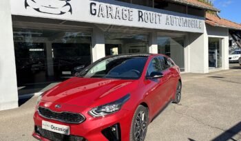 KIA ProCeed GT Line rouge d’occasion à Gap, vue avant 3/4